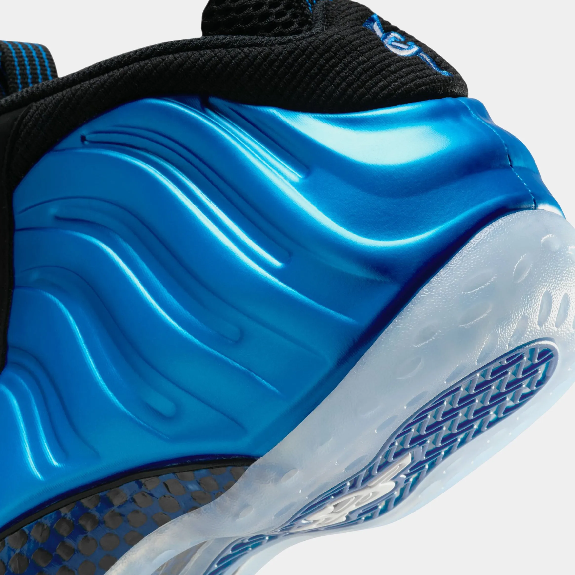 Air Foamposite One International Blue Mens Lifestyle Shoes (Neon Royal/White/Black/Clear) Free Shipping