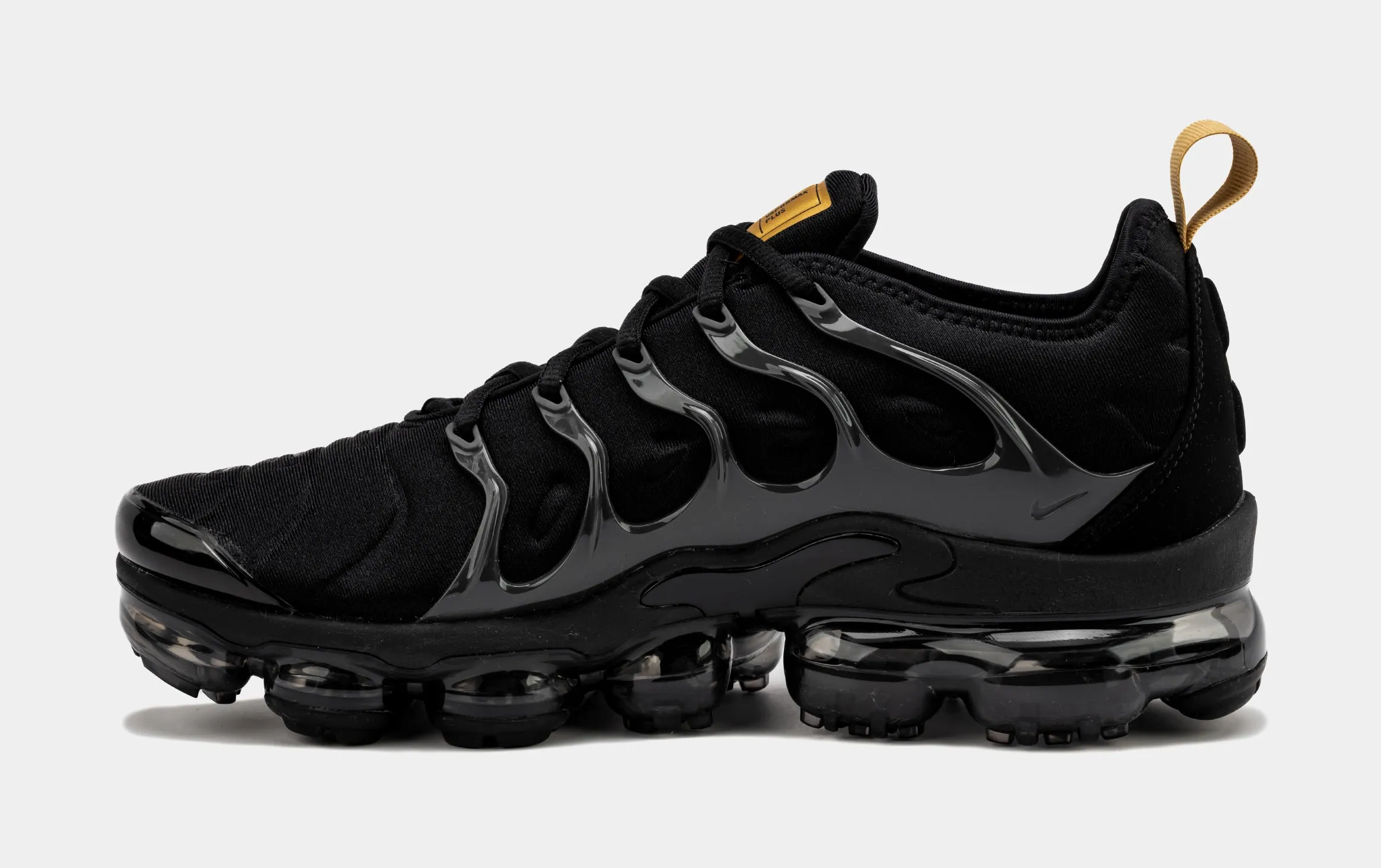 Air VaporMax Plus Mens Running Shoes (Black)