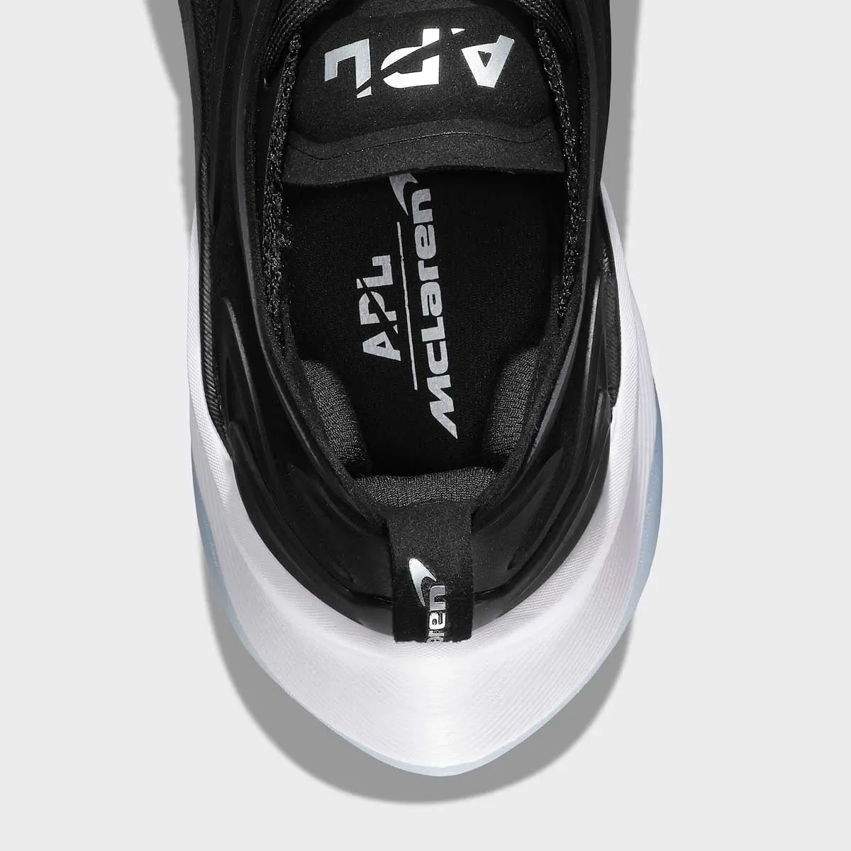 APL McLaren HySpeed Black / White