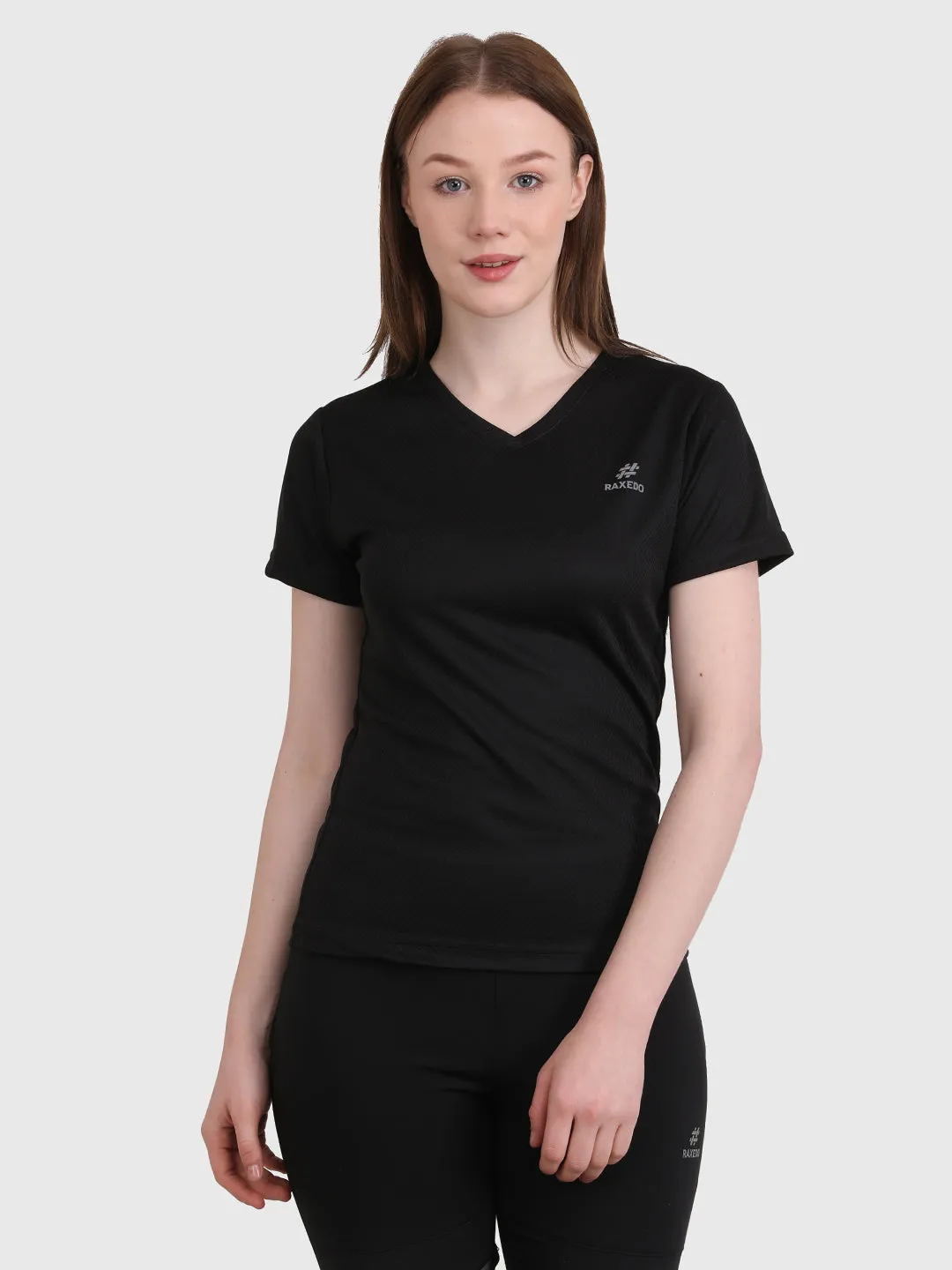 Black tshirt women