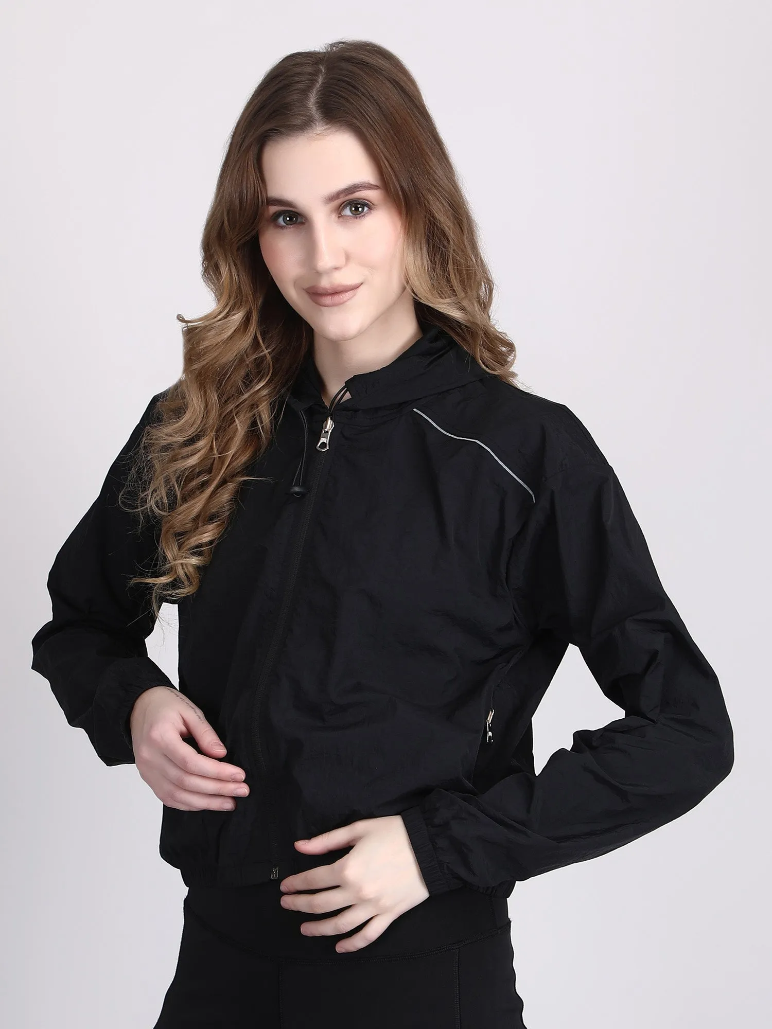 Dry-FIT crop jacket for women - waterproof