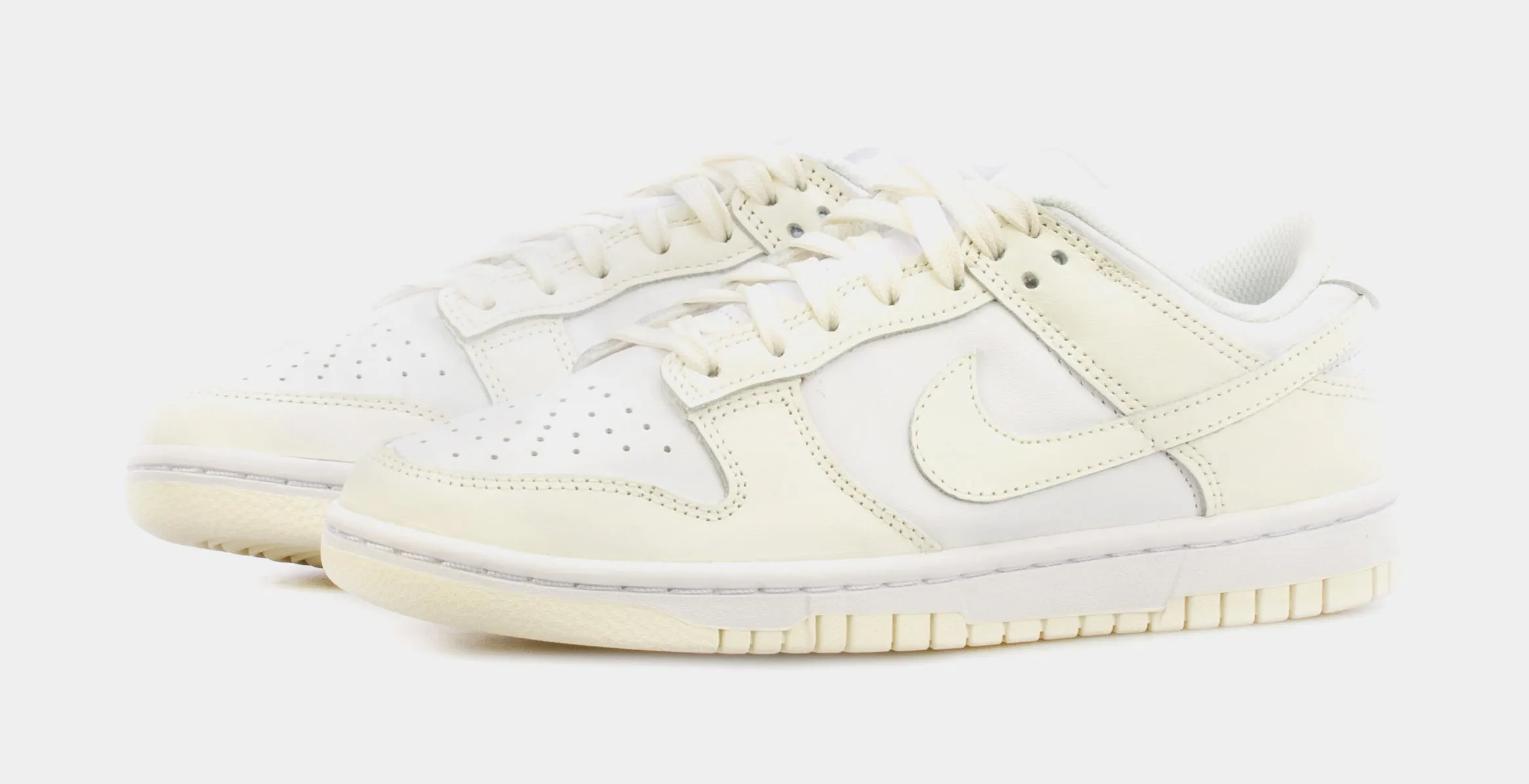 Dunk Low White Sail Womens Lifestyle Shoes (White/Beige)