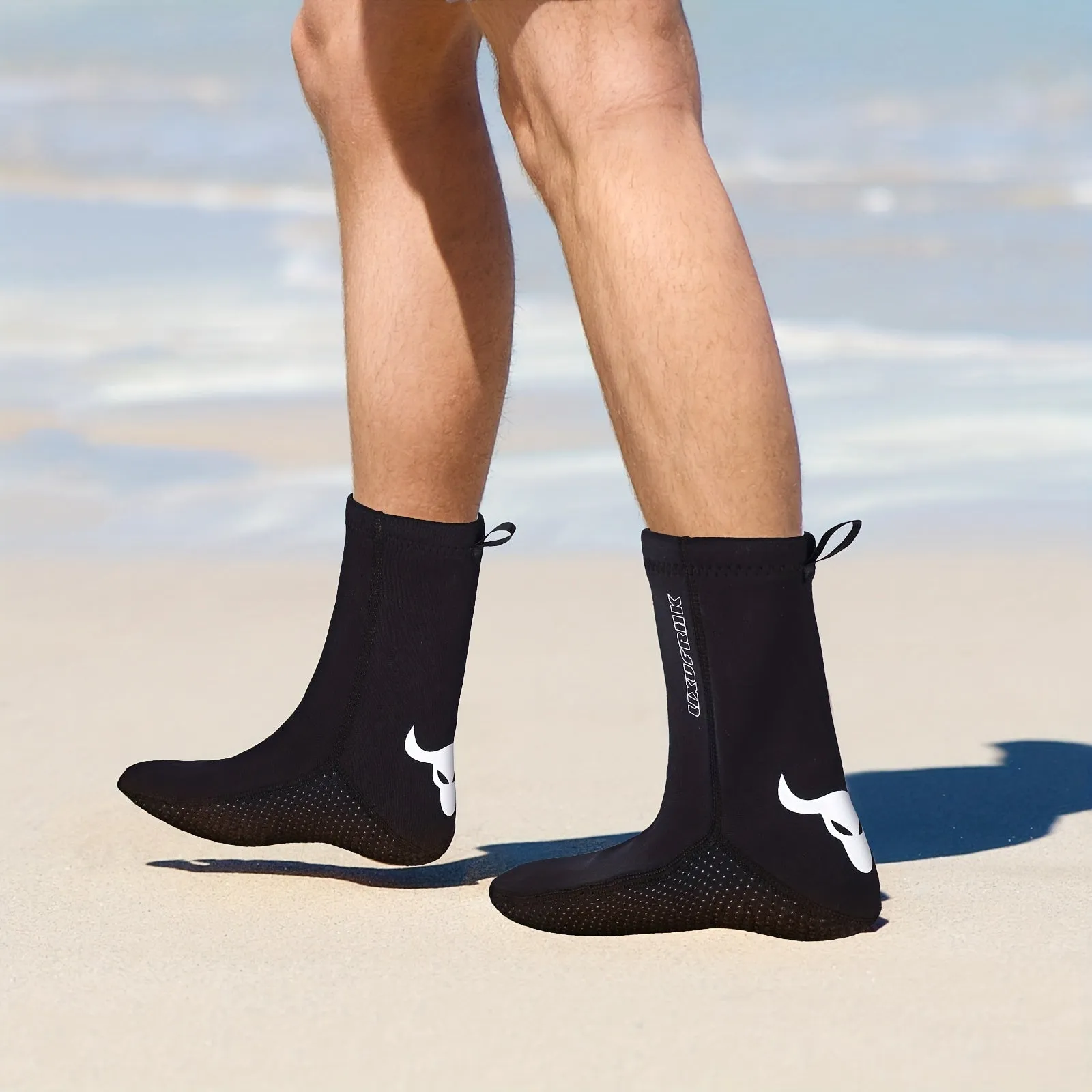 Elastic Neoprene Diving Socks for Water Sports Enthusiasts