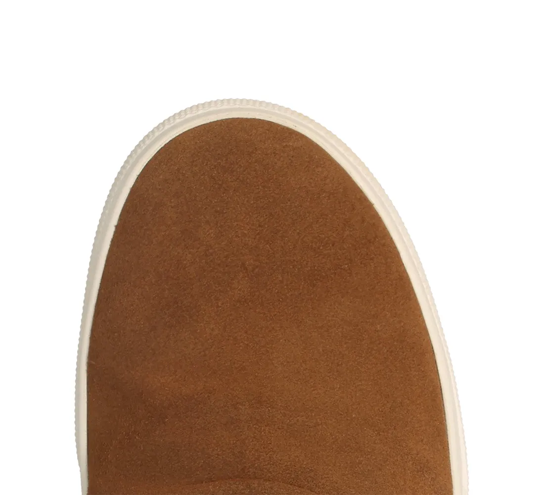 Women's Taos Cozy Chic Color: Chestnut Suede